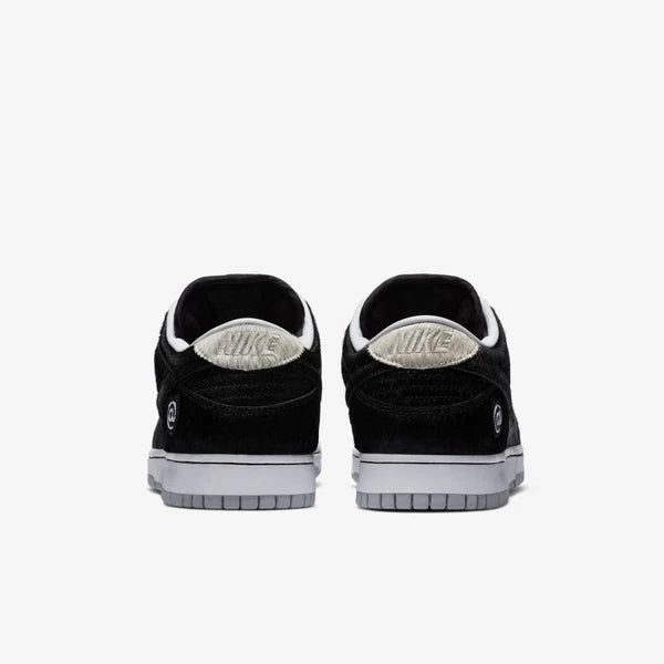 Nike SB Dunk Low "Medicom Toy"(2020)