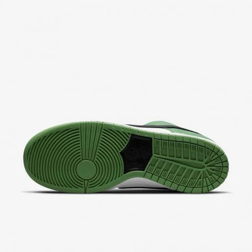 Nike SB Dunk Low "Classic Green"