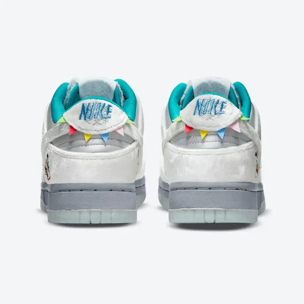 Nike Dunk Low "Ice"