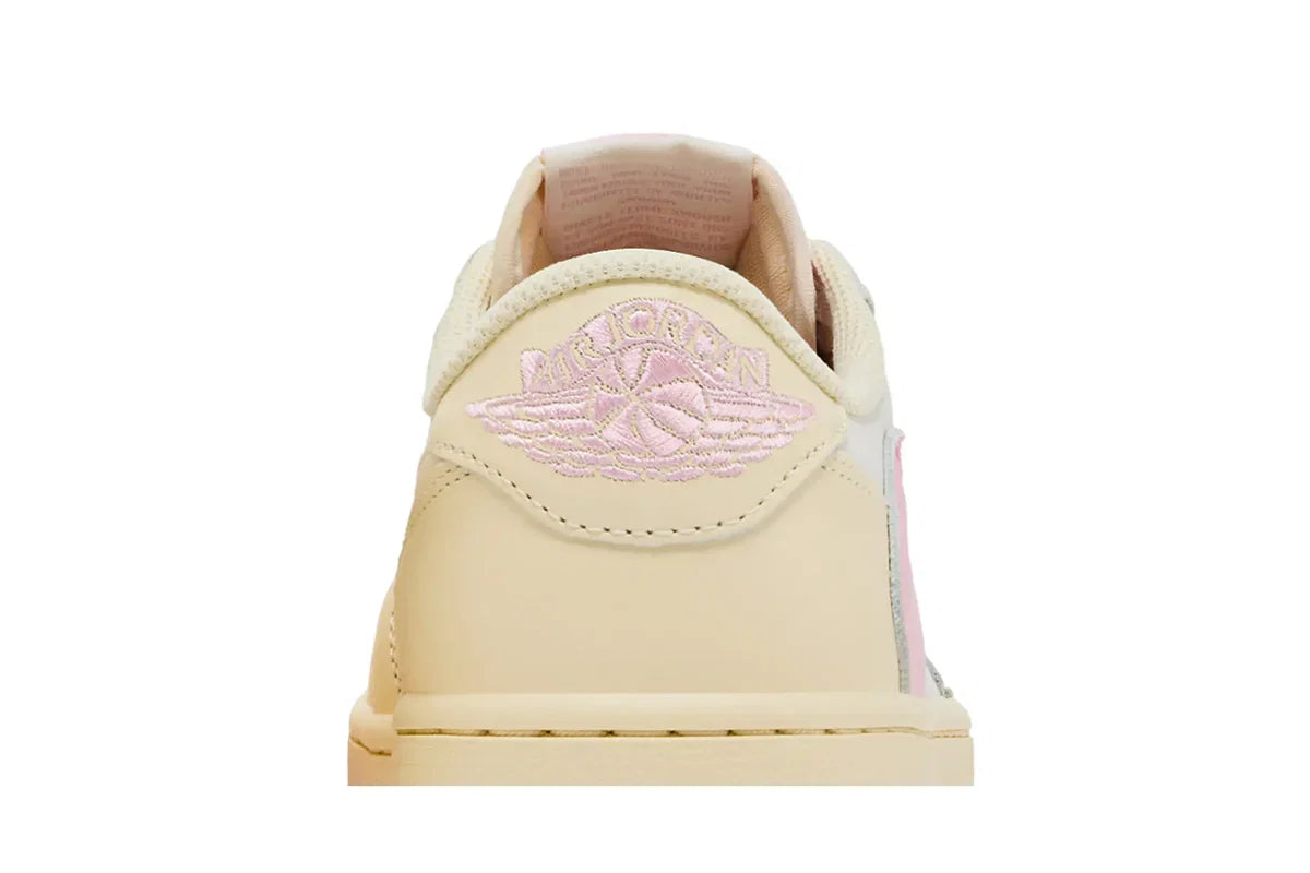 Air Jordan 1 Retro Low OG SP Travis Scott Shy Pink Bege