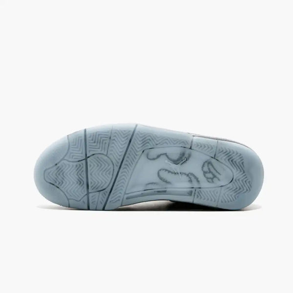 KAWS x Air Jordan 4 Retro "Cool Grey"