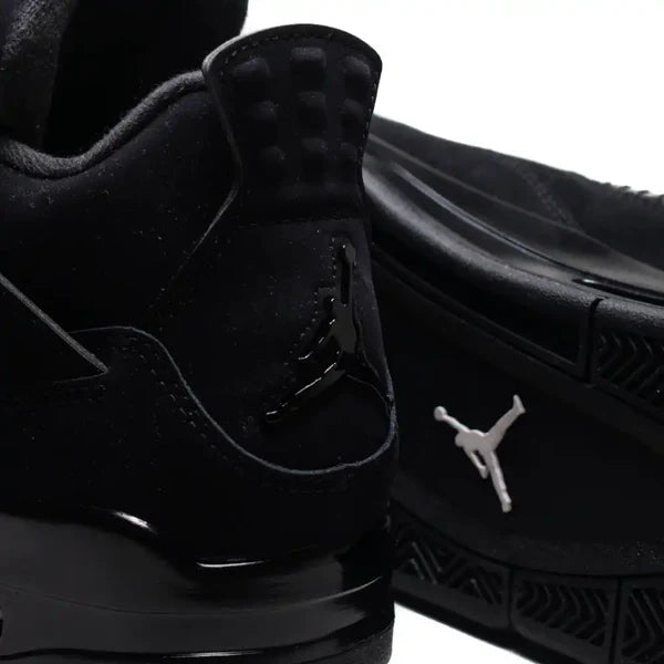 Nike Air Jordan 4 Rêtro "Black Cat"