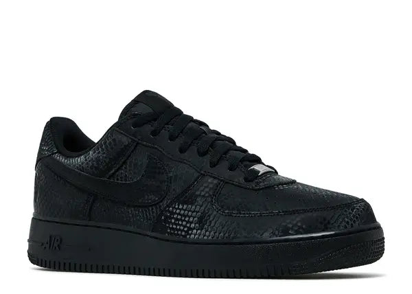 Kobe Bryant x Air Force 1 Low 'Triple Black'