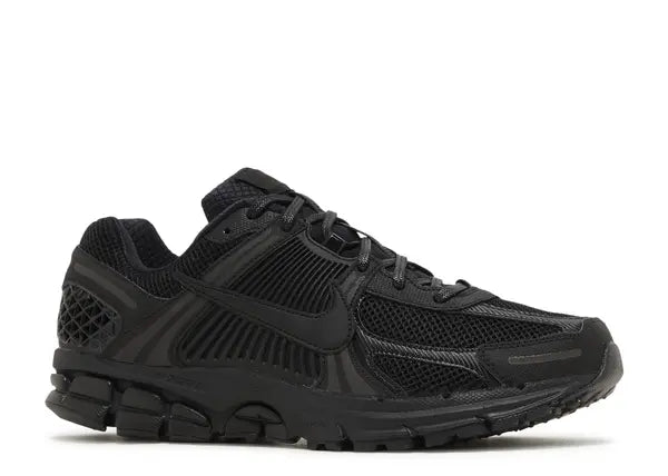 Air Zoom Vomero 5 'Triple Black'