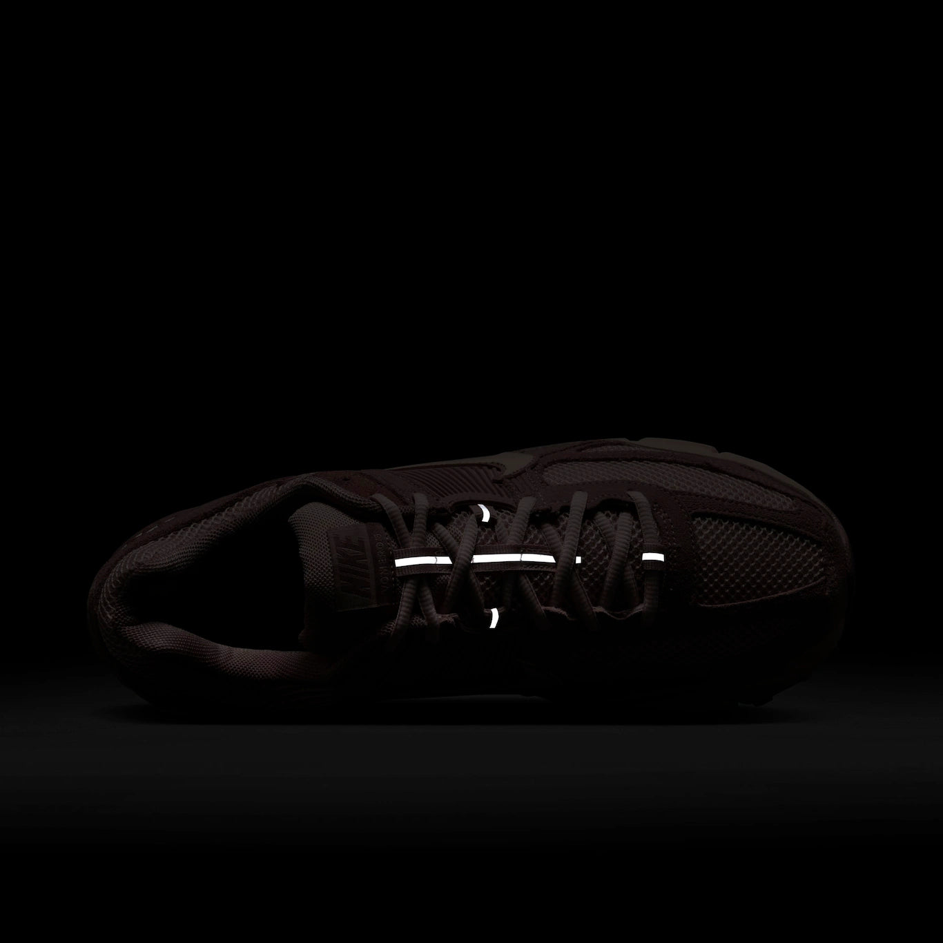 Tênis Nike Zoom Vomero 5 Masculino