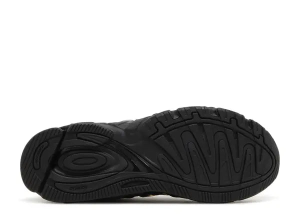 Bad Bunny x Response CL 'Triple Black'