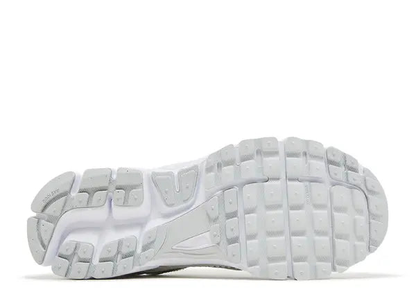 Wmns Air Zoom Vomero 5 'Chrome Toe'