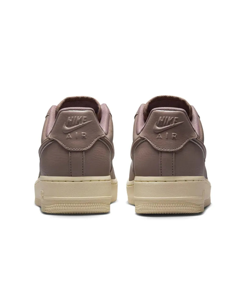 Tênis Air Force 1 feminino '07 'Mink Brown Puffy Swoosh'
