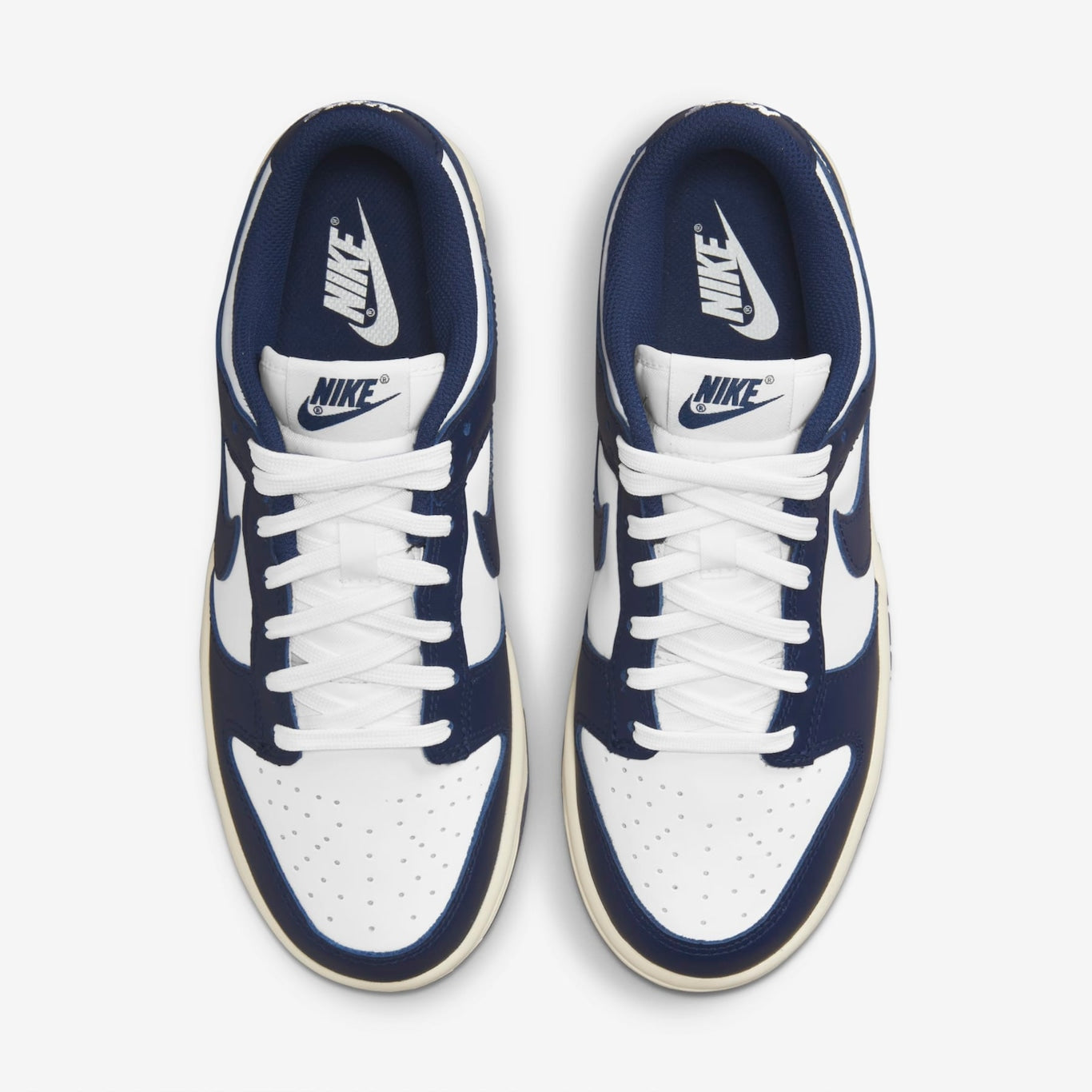 Nike Dunk - Midnight Navy and White