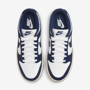 Nike Dunk - Midnight Navy and White