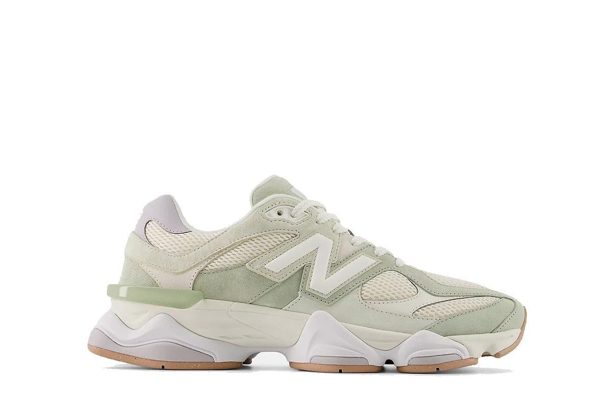 Tênis New Balance 9060 Garter Snake Pearl Grey Verde