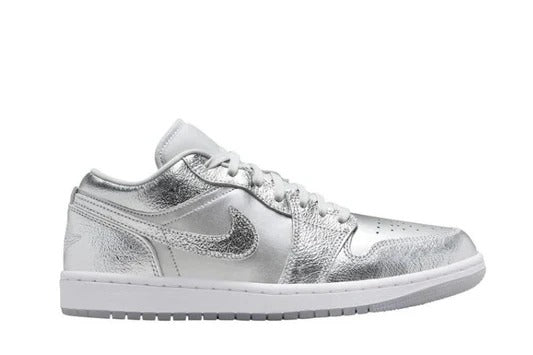 Tênis Air Jordan 1 Low SE Silver Metallic Cinza