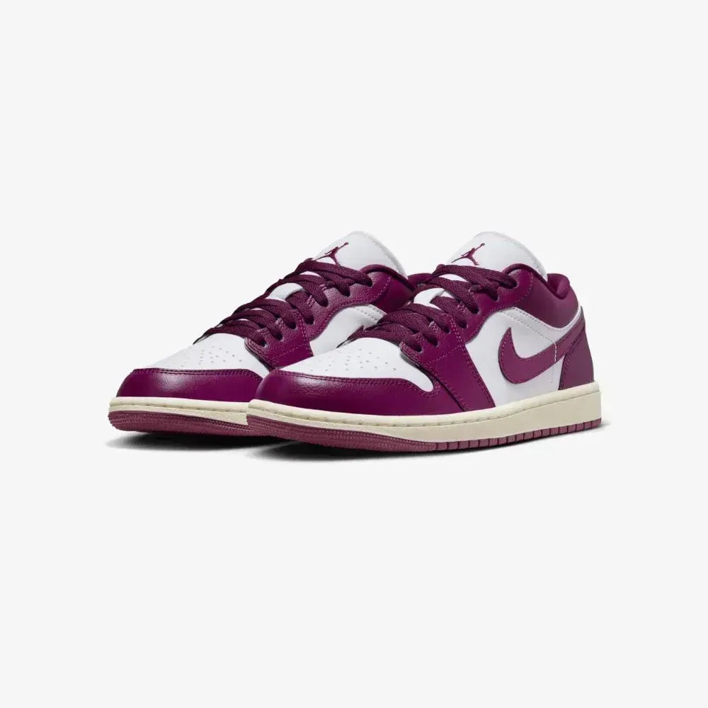 Tênis Air Jordan 1 Low Bordeaux Roxo