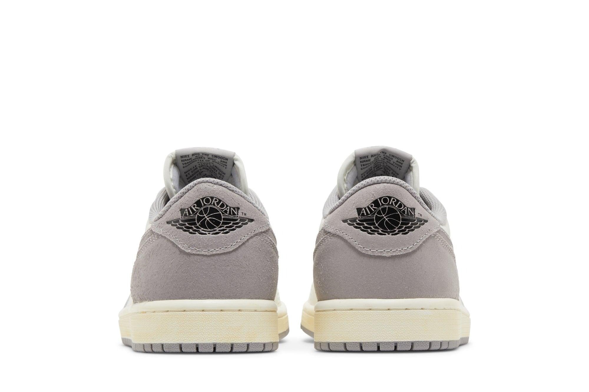 Tênis Air Jordan 1 Retro Low OG 'Atmosphere Grey' Roxo