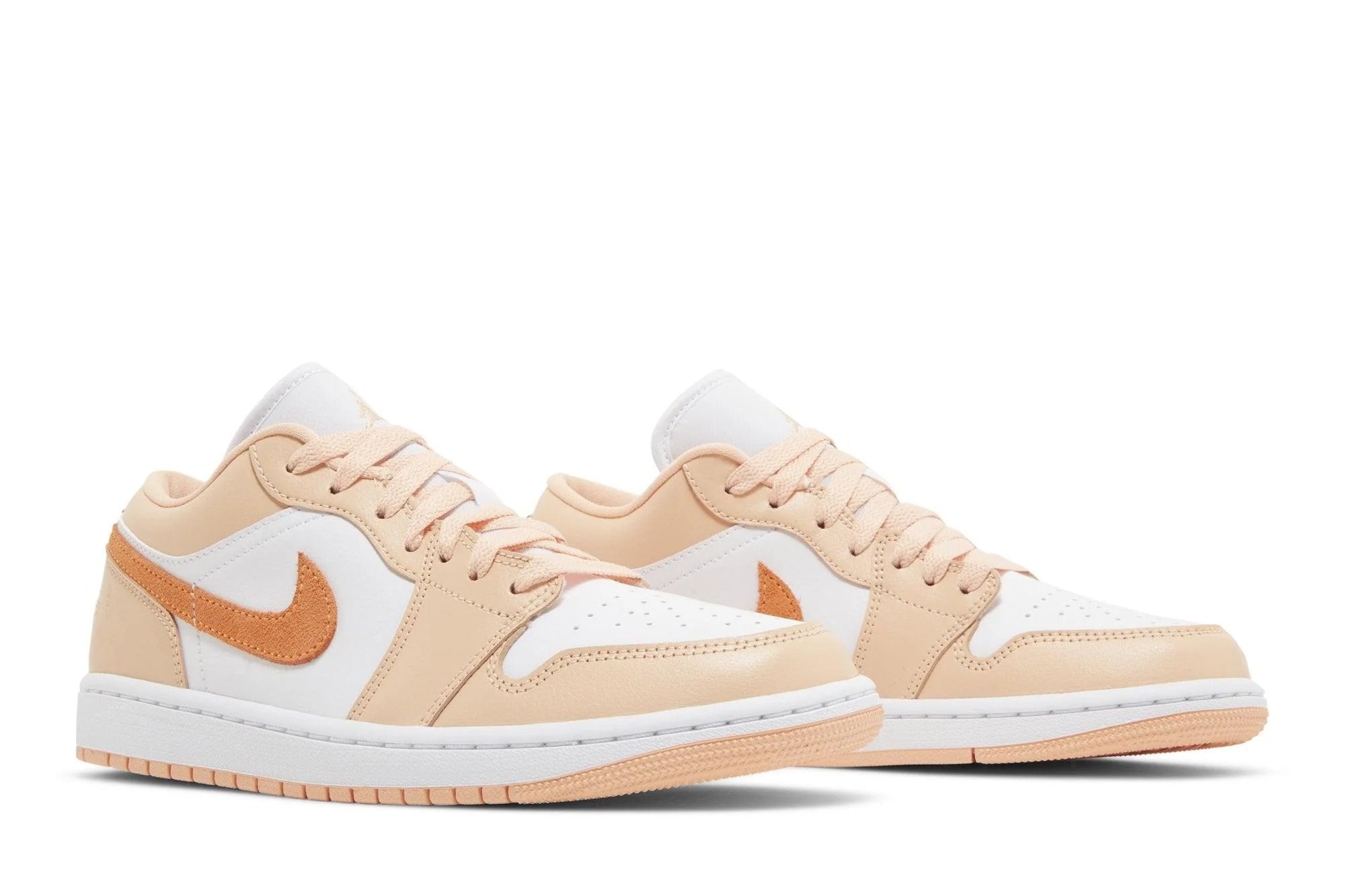 Tênis Air Jordan 1 Low Sunset Haze Laranja
