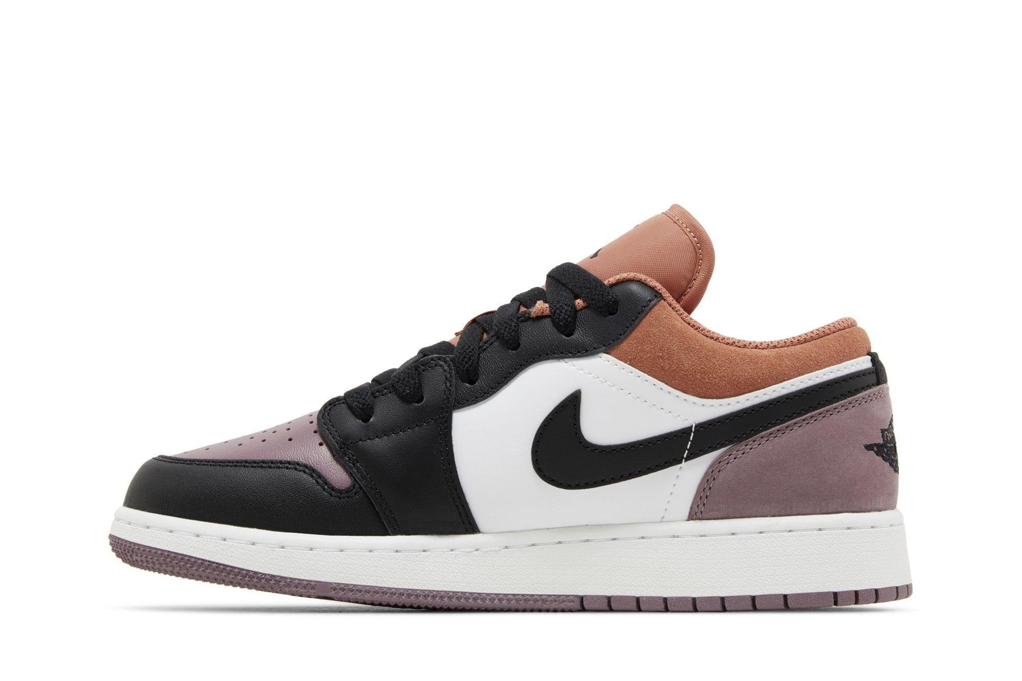 Tênis Air Jordan 1 Low SE Sky J Mauve Roxo