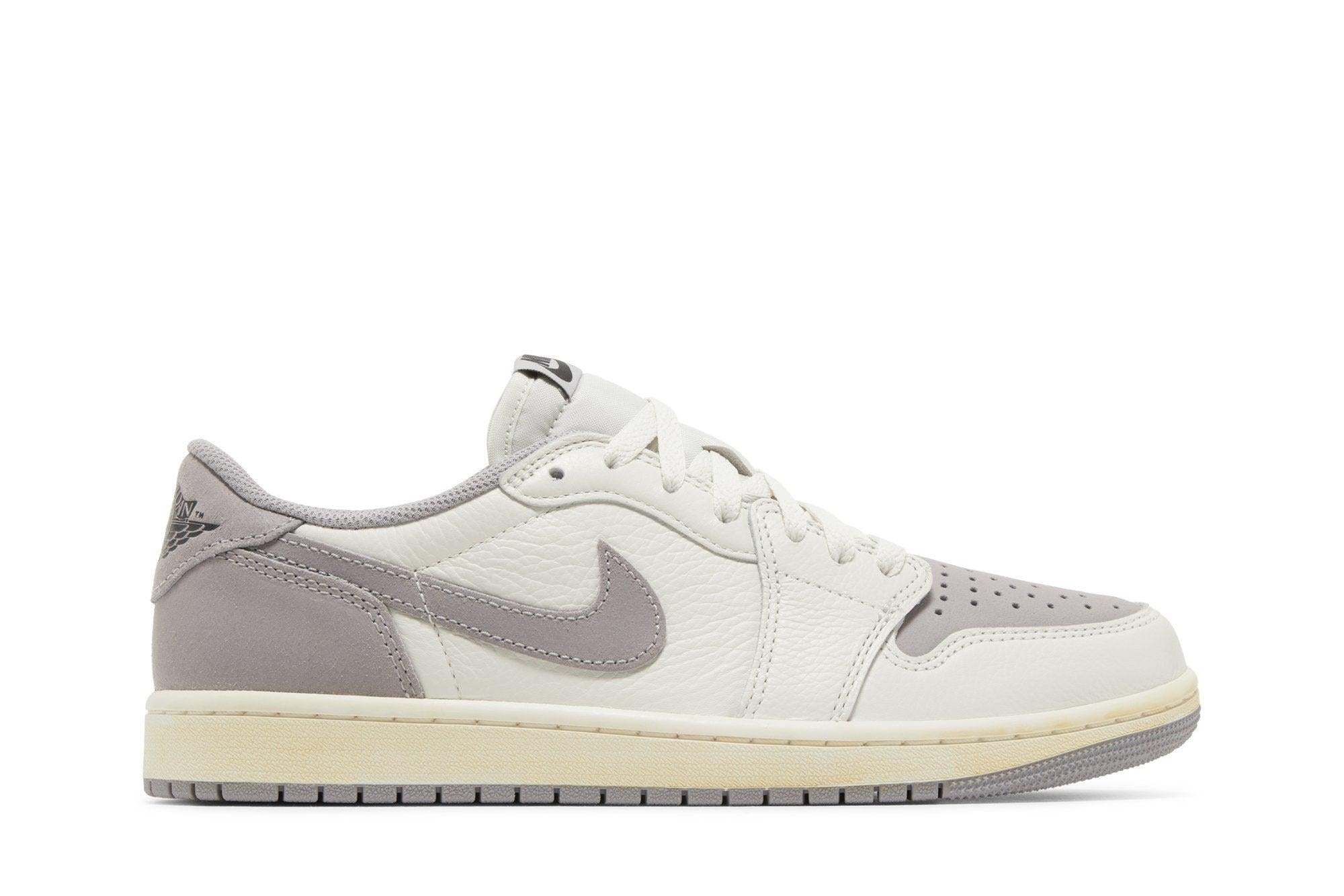 Tênis Air Jordan 1 Retro Low OG 'Atmosphere Grey' Roxo