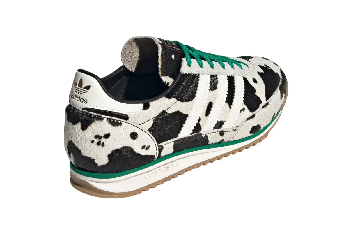 Tênis Adidas SL 72 Og Court Green Cow Print Bege detalhe do solado