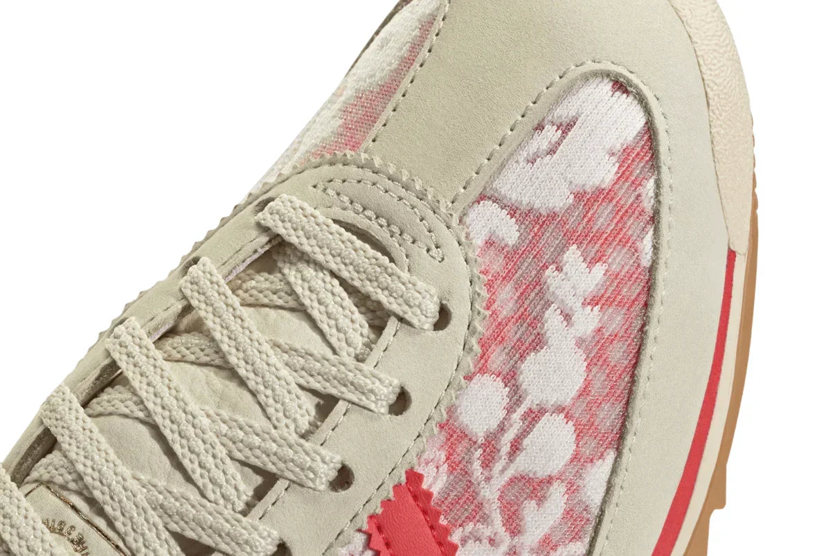 Tênis Adidas SL 72 OG Liberty London Better Scarlet Rosa detalhe lateral