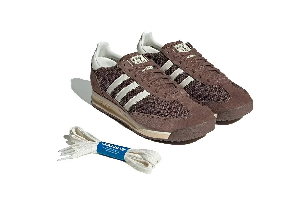 Tênis Adidas SL 72 RS Earth Strata Warm Vanilla Marrom detalhe lateral