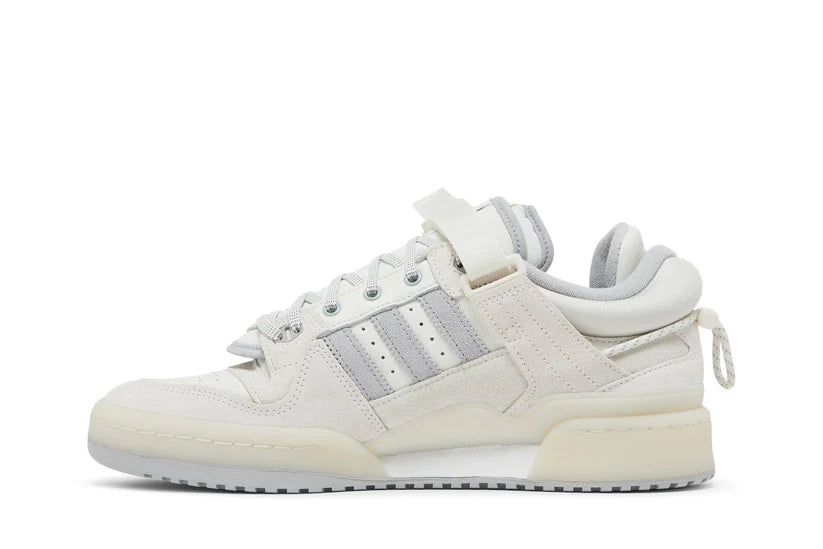 Tênis Bad Bunny x adidas Forum Buckle Low White Branco