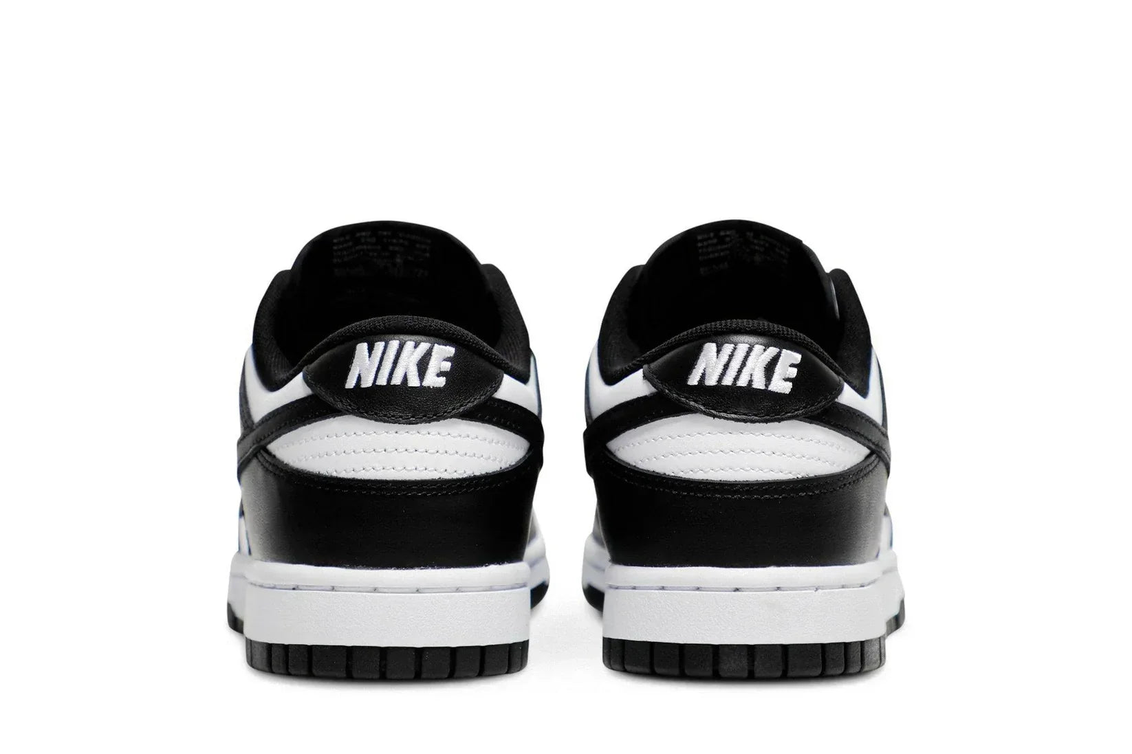 Tênis Nike Dunk Low Black OG Panda Preto vista traseira